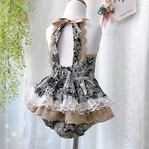 20251006_044741993_iOS 美背包屁衣